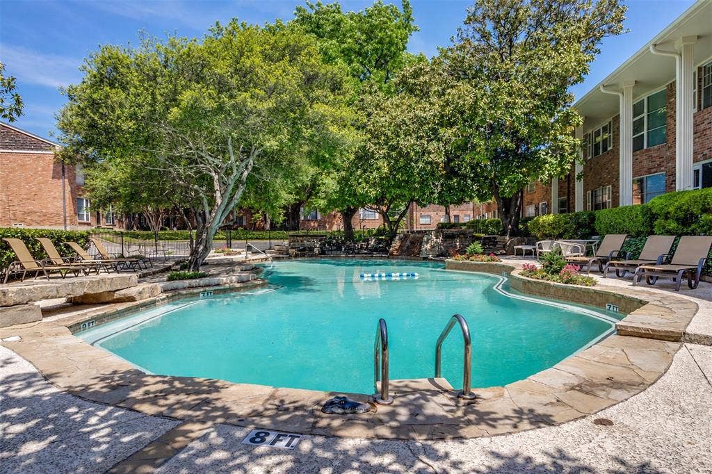 5005 Cedar Springs Road, #A, Dallas, TX 75235 Resort-style pool with natural stone coping and integrated landscaping