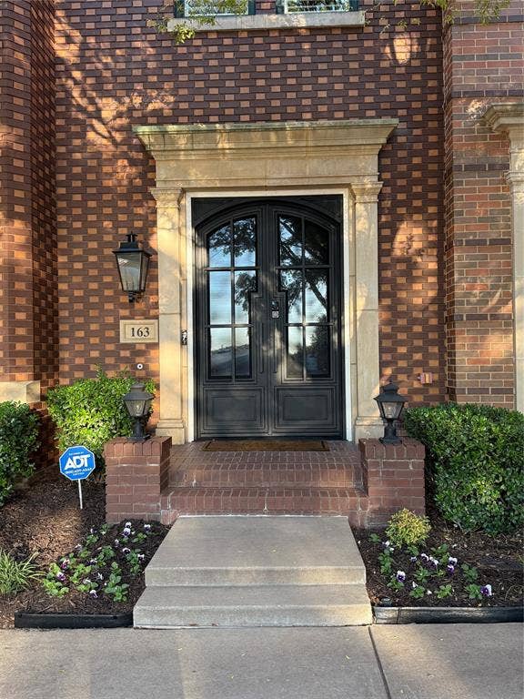 163 Summit Avenue, Southlake, TX 76092 WELCOME....