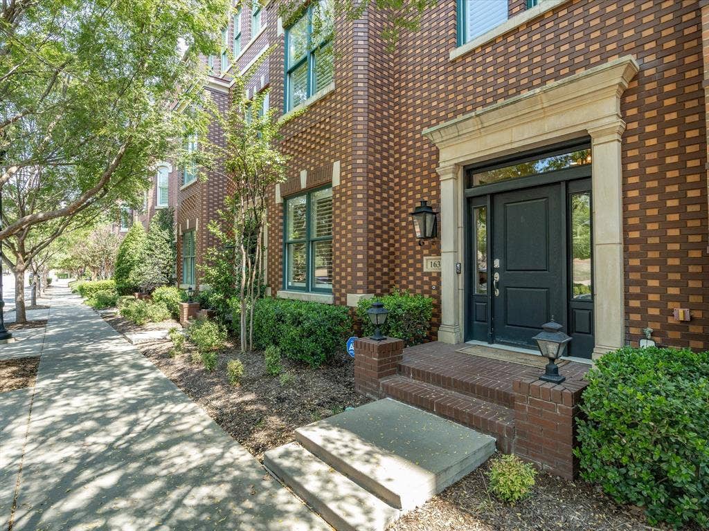 163 Summit Avenue, Southlake, TX 76092 163 Summit Avenue, Southlake, TX 76092