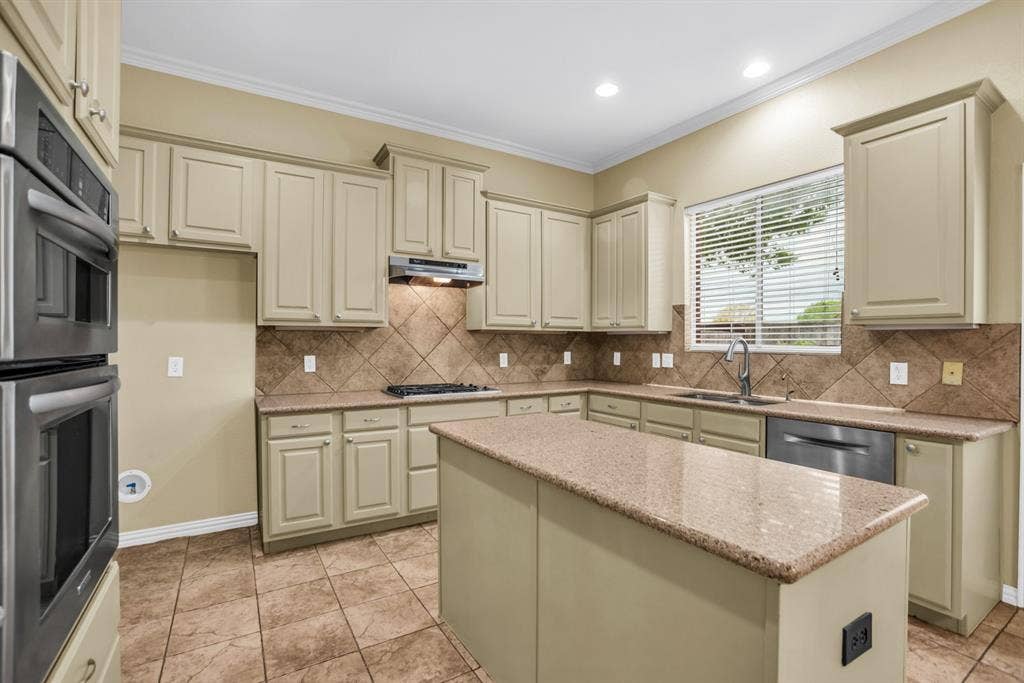 513 Mckinney Trail, Fate, TX 75087 513 Mckinney Trail, Fate, TX 75087
