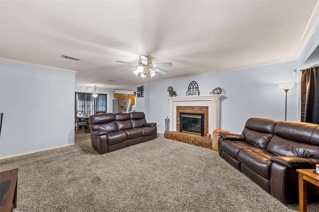 926 Rolling Hills Drive, Hewitt, TX 76643 926 Rolling Hills Drive, Hewitt, TX 76643