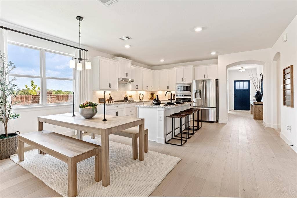 3734 Pinyon Pine Way, Venus, TX 76084 Beazer Homes Goodland Laredo Floorplan. This is not a photo of the actual home, but is a photo of the Laredo floorplan.