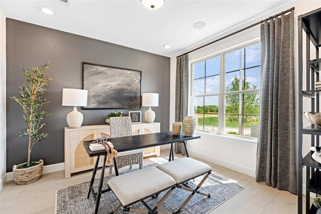 3734 Pinyon Pine Way, Venus, TX 76084 Beazer Homes Goodland Laredo Floorplan. This is not a photo of the actual home, but is a photo of the Laredo floorplan.