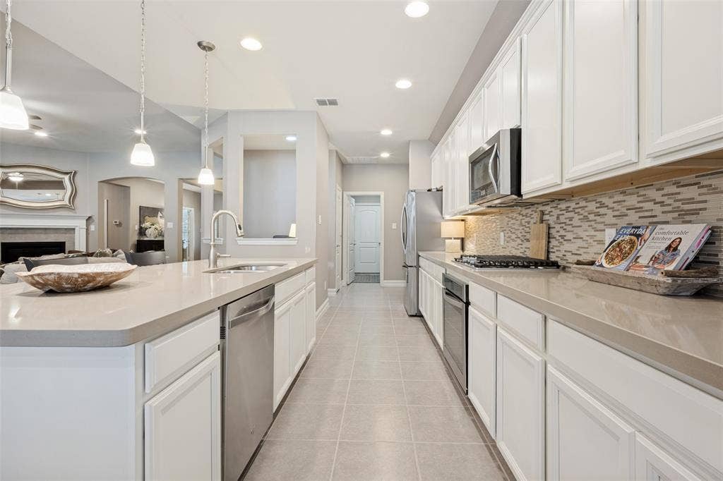 1140 Parkdale Drive, Northlake, TX 76226