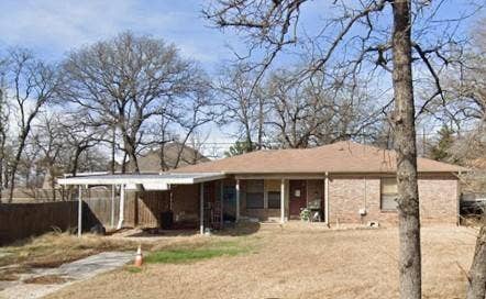 Property photo for 1608 Tanglewood Drive, Azle, TX