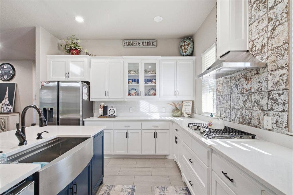 108 Ty Lane, Azle, TX 76020