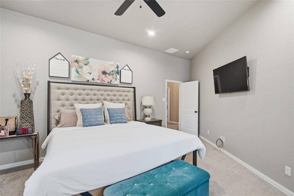 108 Ty Lane, Azle, TX 76020