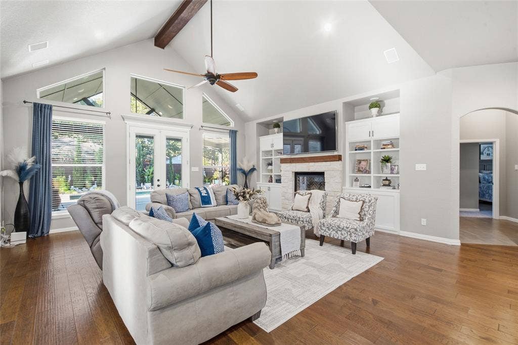 108 Ty Lane, Azle, TX 76020