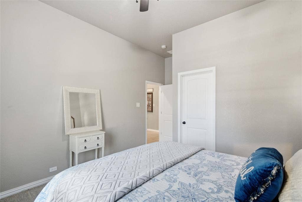 108 Ty Lane, Azle, TX 76020