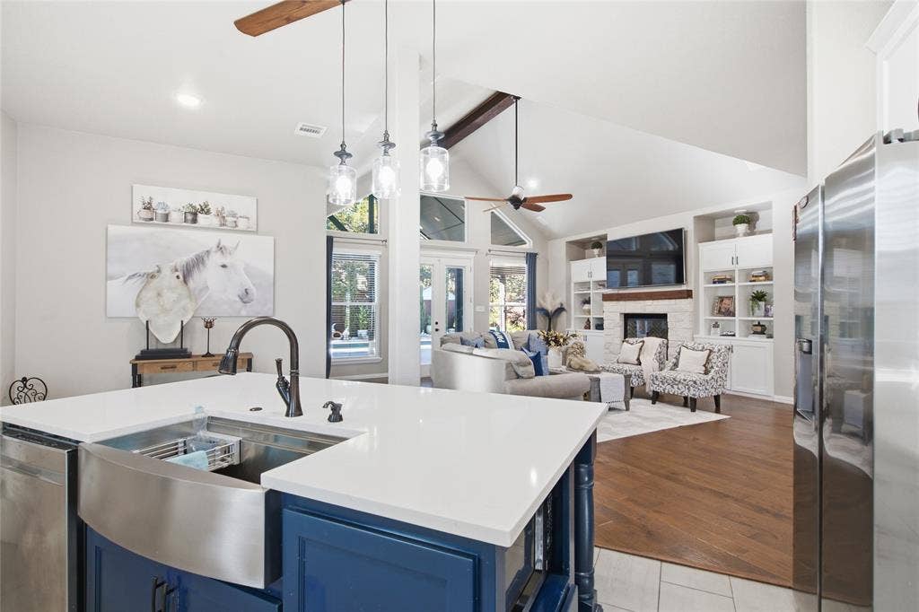 108 Ty Lane, Azle, TX 76020