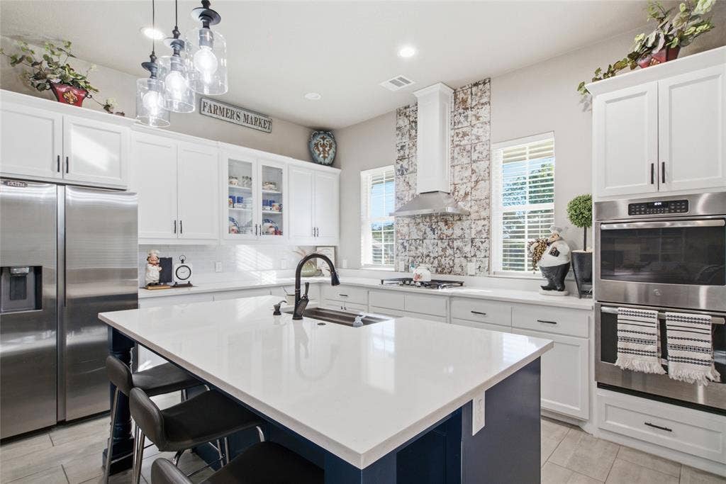 108 Ty Lane, Azle, TX 76020