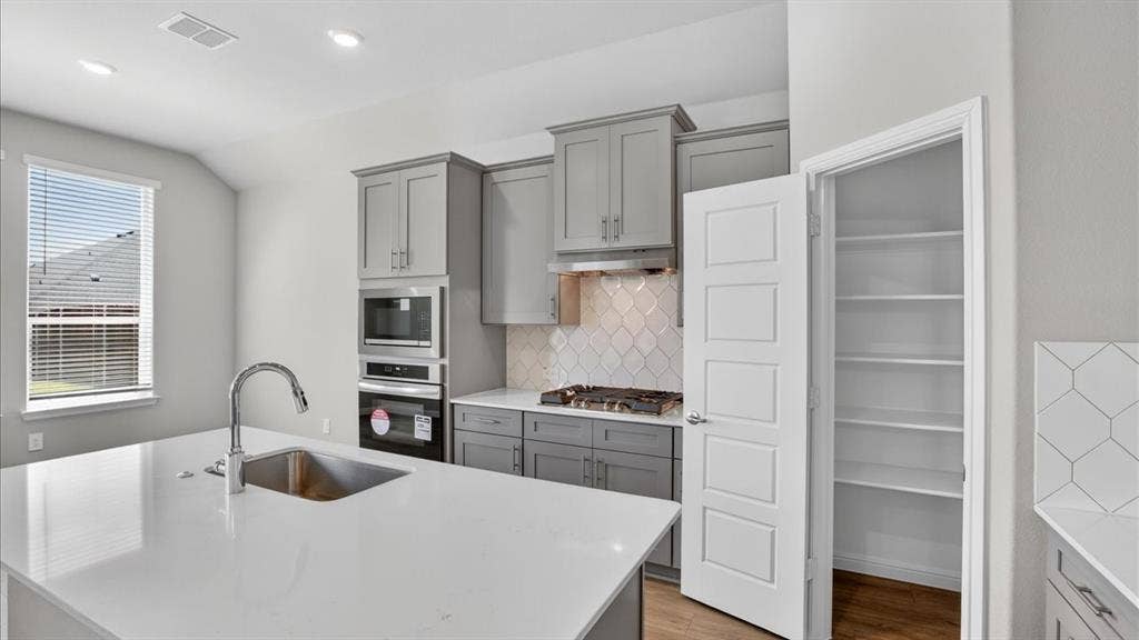 3296 PIER VIEW Street, Grand Prairie, TX 76065