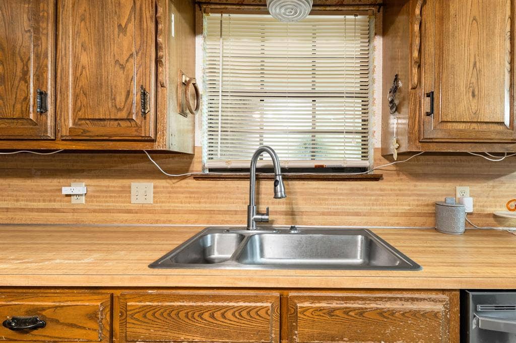 267 Ish Street, China Spring, TX 76633 267 Ish Street, China Spring, TX 76633