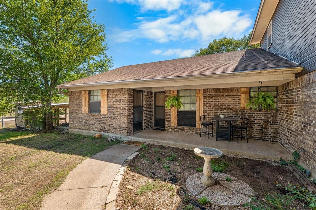 267 Ish Street, China Spring, TX 76633 267 Ish Street, China Spring, TX 76633