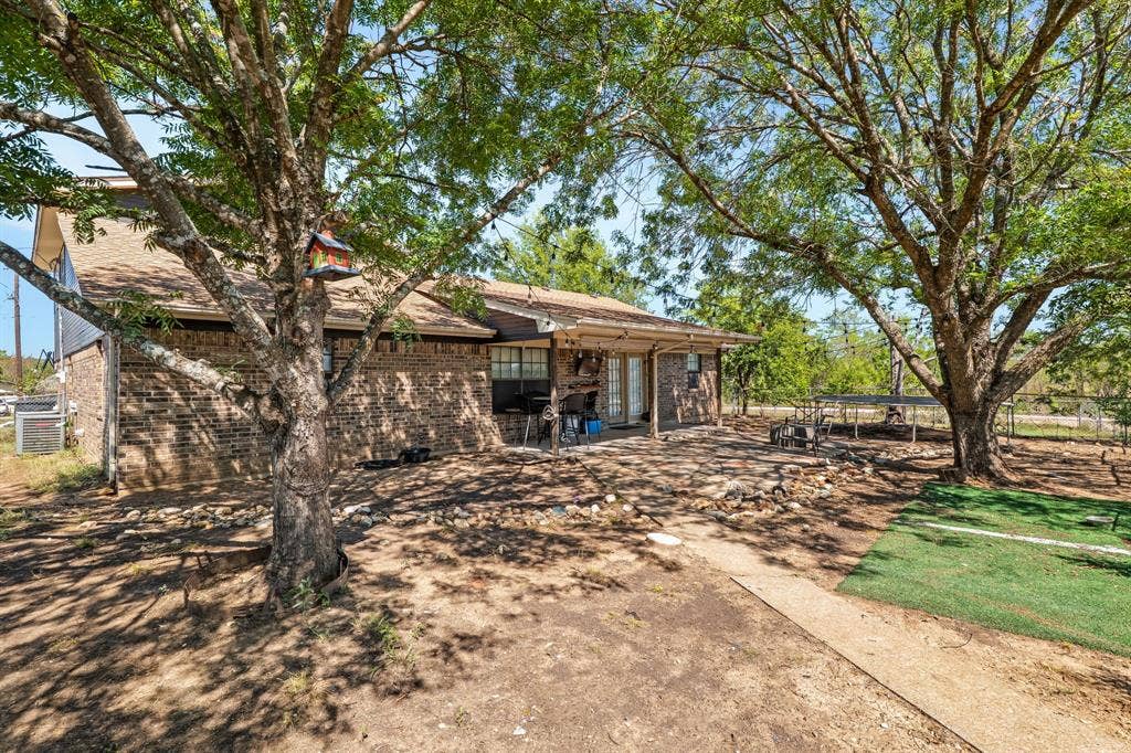 267 Ish Street, China Spring, TX 76633 267 Ish Street, China Spring, TX 76633