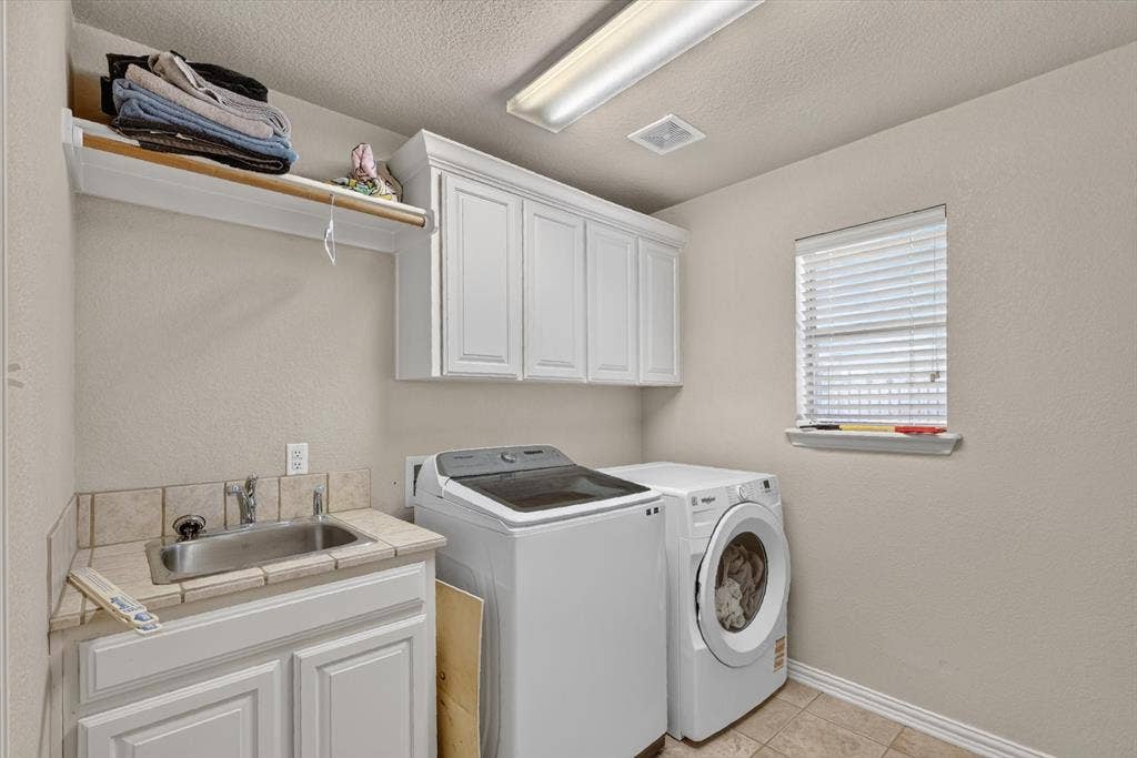 324 Arbor Lane, Haslet, TX 76052