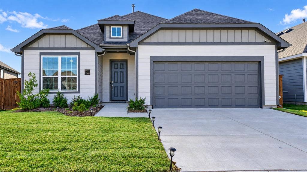 3211 Buffalo Creek Circle, Royse City, TX 75189 3211 Buffalo Creek Circle, Royse City, TX 75189