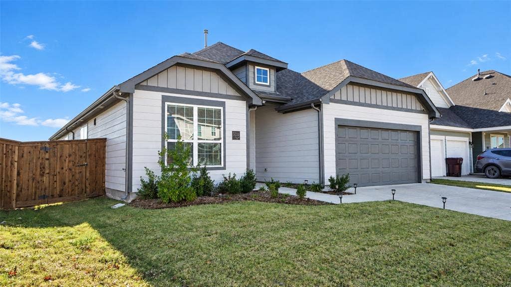 3211 Buffalo Creek Circle, Royse City, TX 75189 3211 Buffalo Creek Circle, Royse City, TX 75189