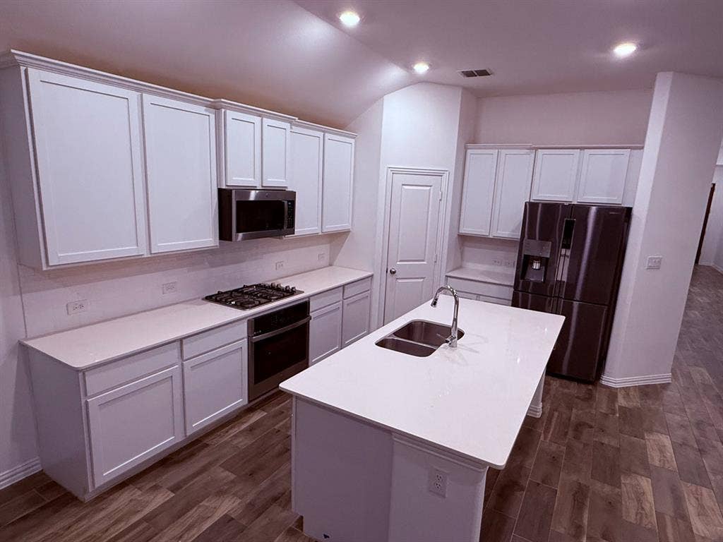 7300 BLACK CHERRY Lane, McKinney, TX 75071 7300 BLACK CHERRY Lane, McKinney, TX 75071