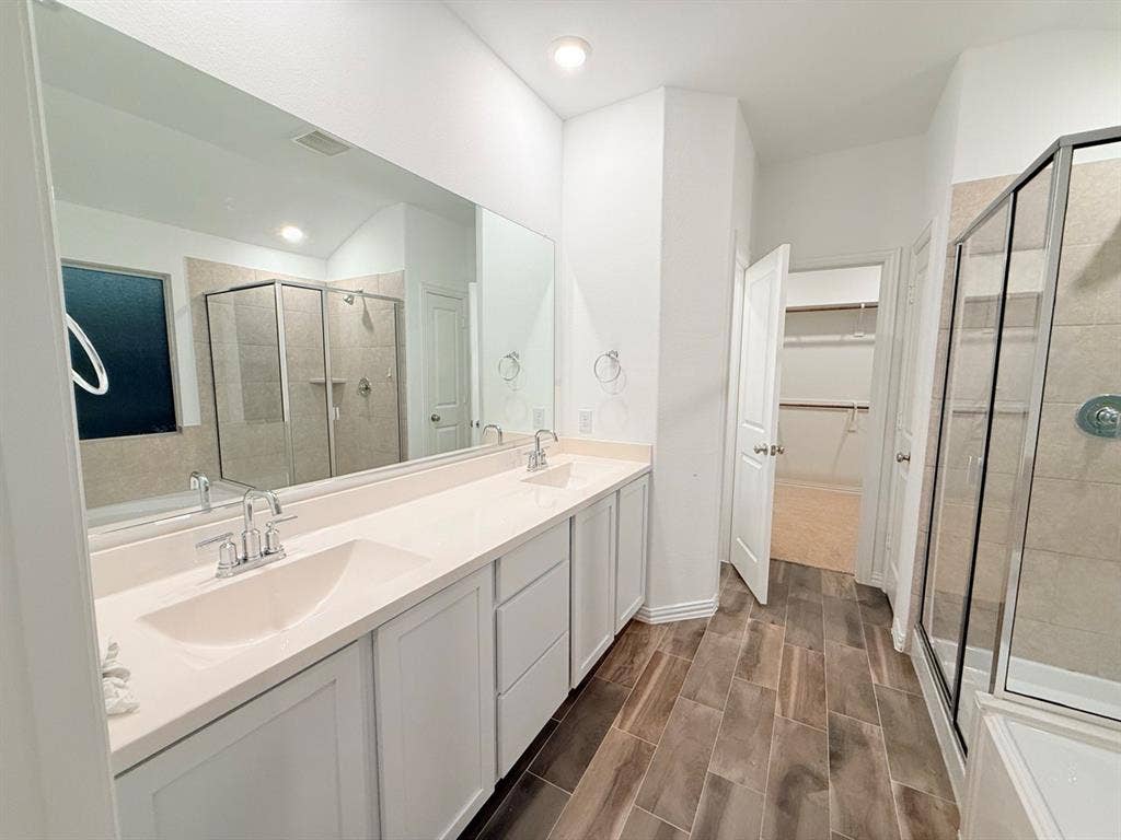 7300 BLACK CHERRY Lane, McKinney, TX 75071 7300 BLACK CHERRY Lane, McKinney, TX 75071