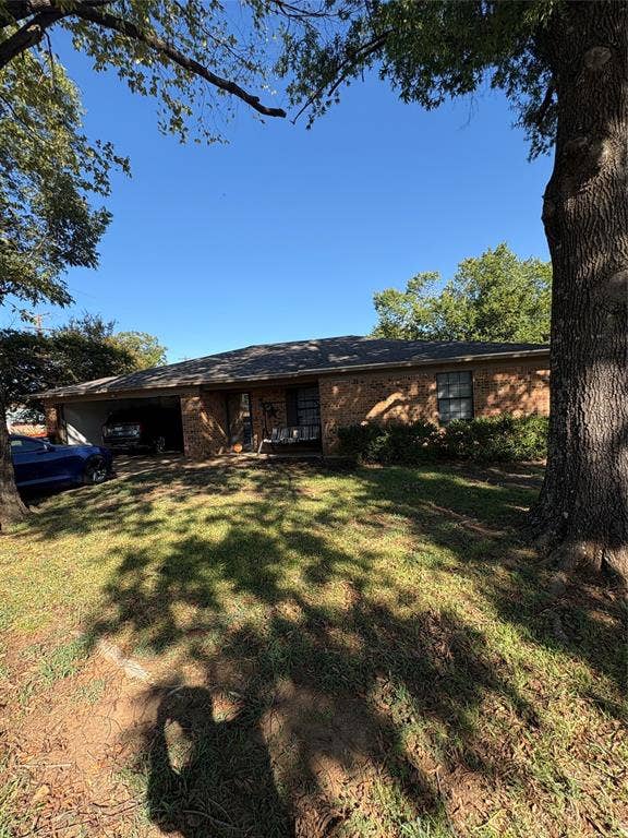 Property photo for 460 34th Street, Paris, TX