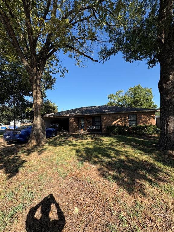 460 34th Street, Paris, TX 75460