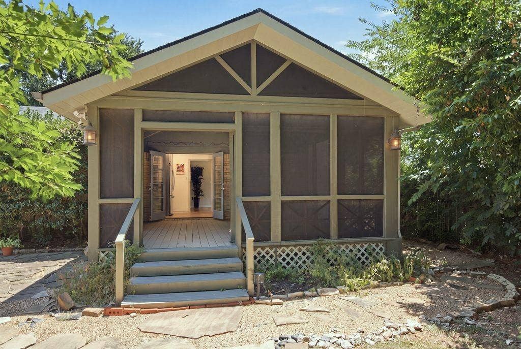 2307 Lawndale Drive, Dallas, TX 75211 2307 Lawndale Drive, Dallas, TX 75211