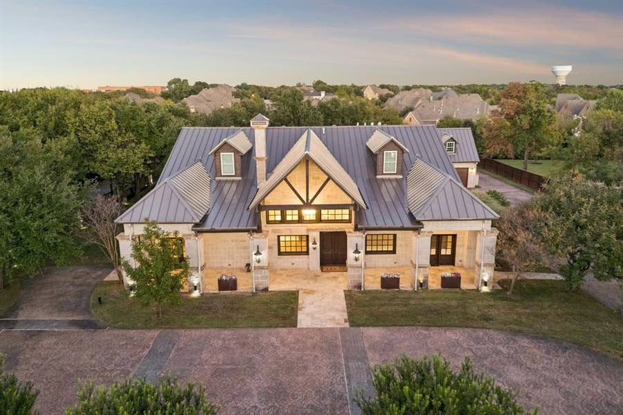 Property photo for 585 Shady Oaks Drive, Southlake, TX