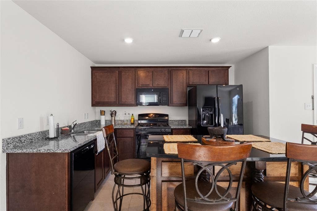 451 Eagle Wind Way, Ferris, TX 75125