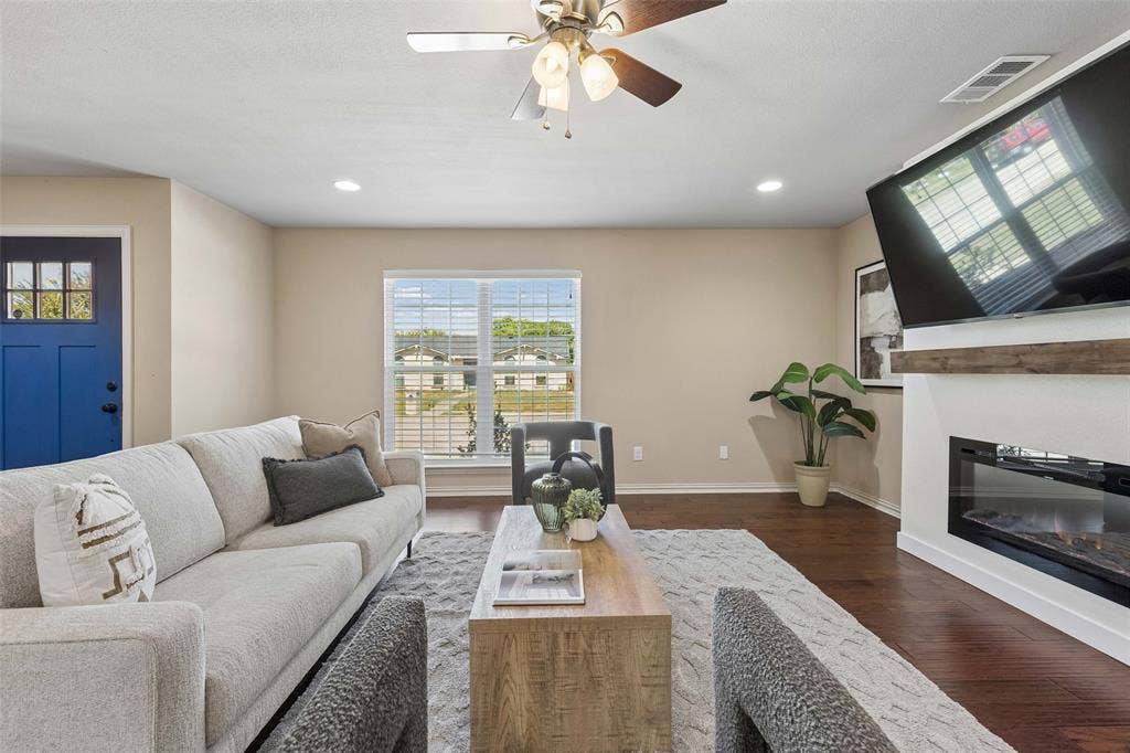 8106 Woodside Road, Rowlett, TX 75088