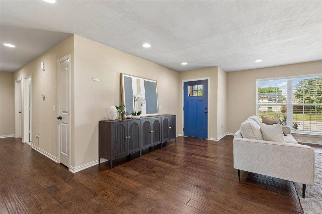 8106 Woodside Road, Rowlett, TX 75088