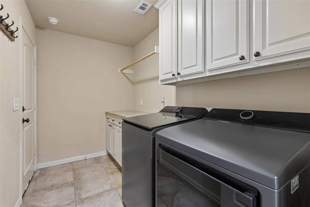 8106 Woodside Road, Rowlett, TX 75088