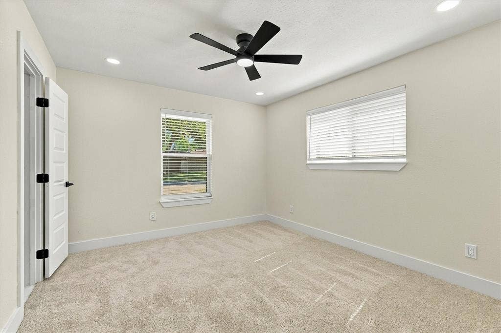 115 N Venice Drive, Duncanville, TX 75116