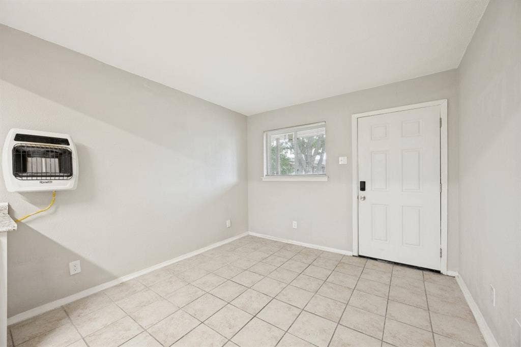1001 W Elm Street, #103, Denison, TX 75020 1001 W Elm Street, #103, Denison, TX 75020