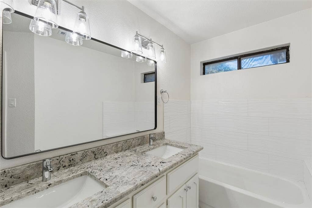 3307 Foxboro Drive, Richardson, TX 75082 3307 Foxboro Drive, Richardson, TX 75082