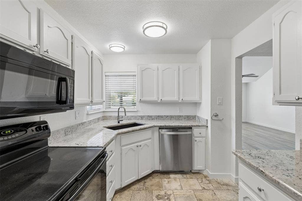 3307 Foxboro Drive, Richardson, TX 75082 3307 Foxboro Drive, Richardson, TX 75082