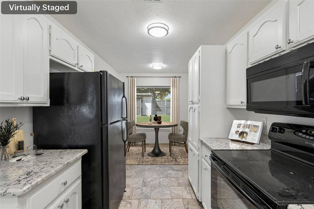 3307 Foxboro Drive, Richardson, TX 75082 3307 Foxboro Drive, Richardson, TX 75082