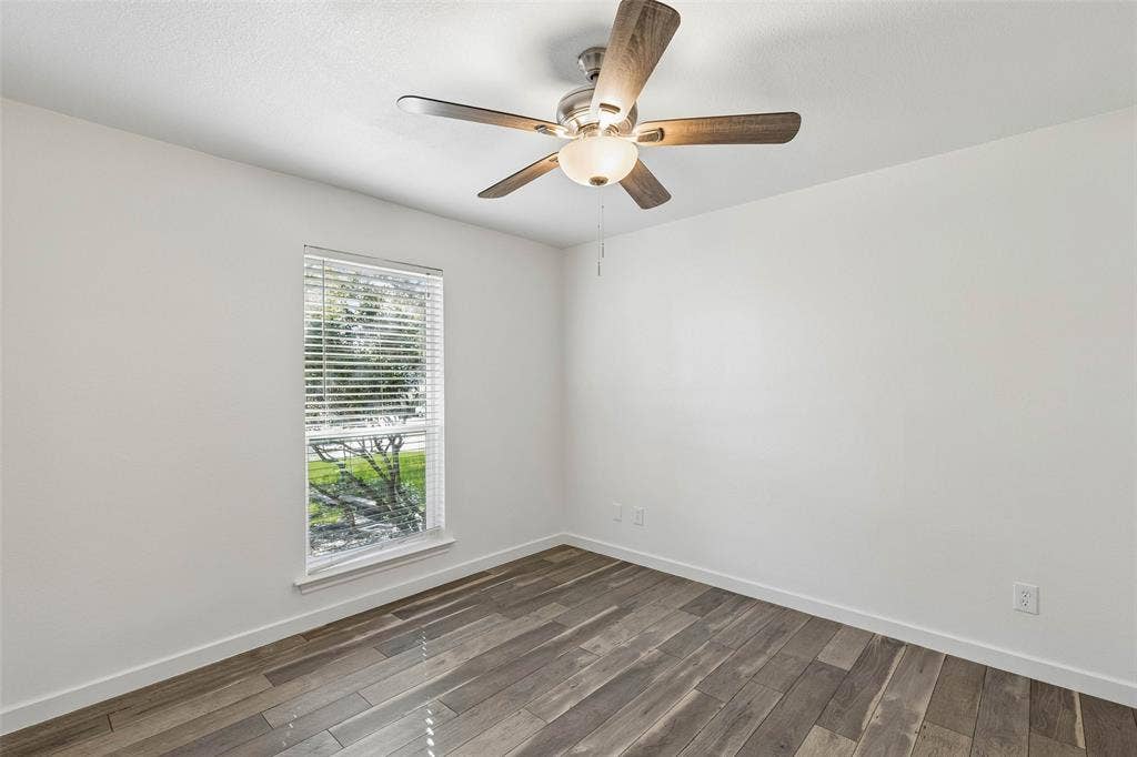 3307 Foxboro Drive, Richardson, TX 75082 3307 Foxboro Drive, Richardson, TX 75082