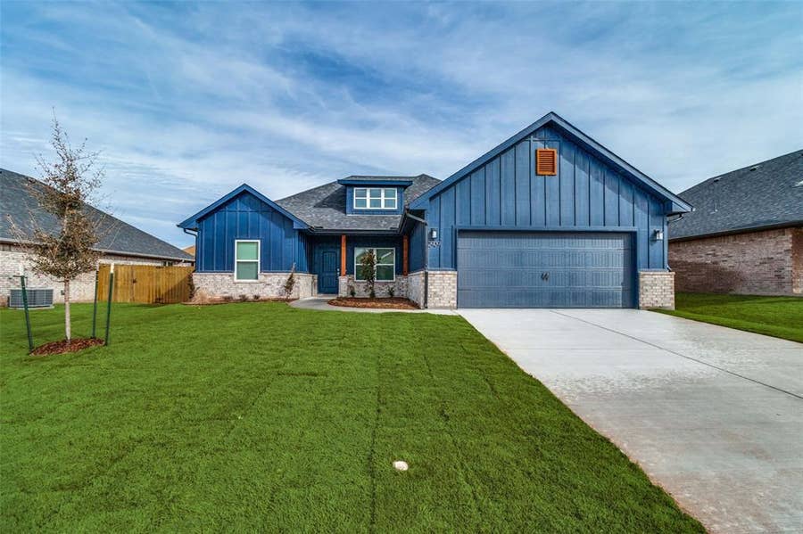 Property photo for 2909 Orchid Drive, Sherman, TX