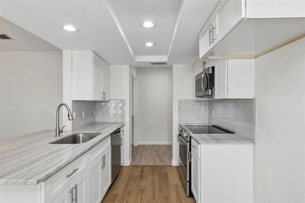 14237 Shoredale Lane, Farmers Branch, TX 75234 14237 Shoredale Lane, Farmers Branch, TX 75234