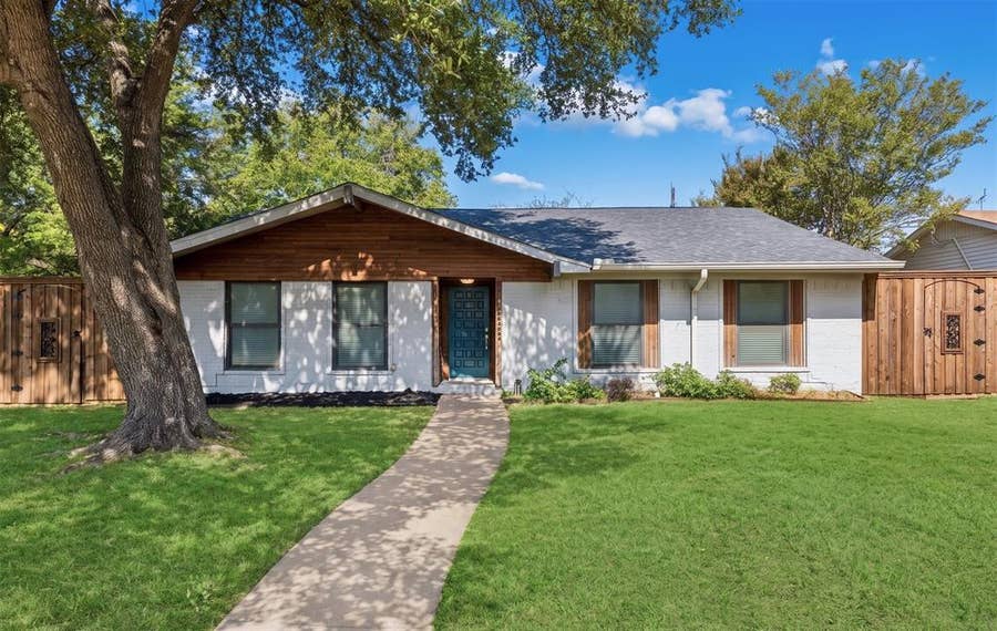 Property photo for 14237 Shoredale Lane, Farmers Branch, TX