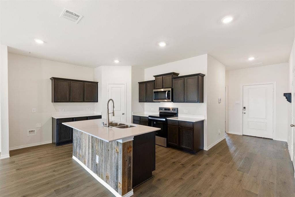 809 Sunlight Loop, Princeton, TX 75407 809 Sunlight Loop, Princeton, TX 75407