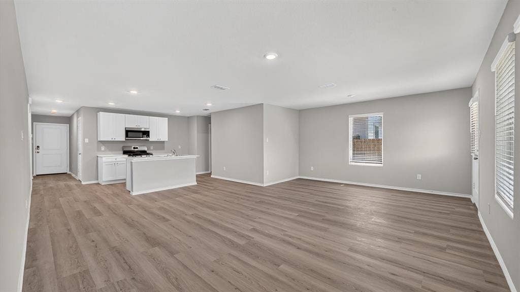 11017 LONE RANGER Lane, Fort Worth, TX 76036