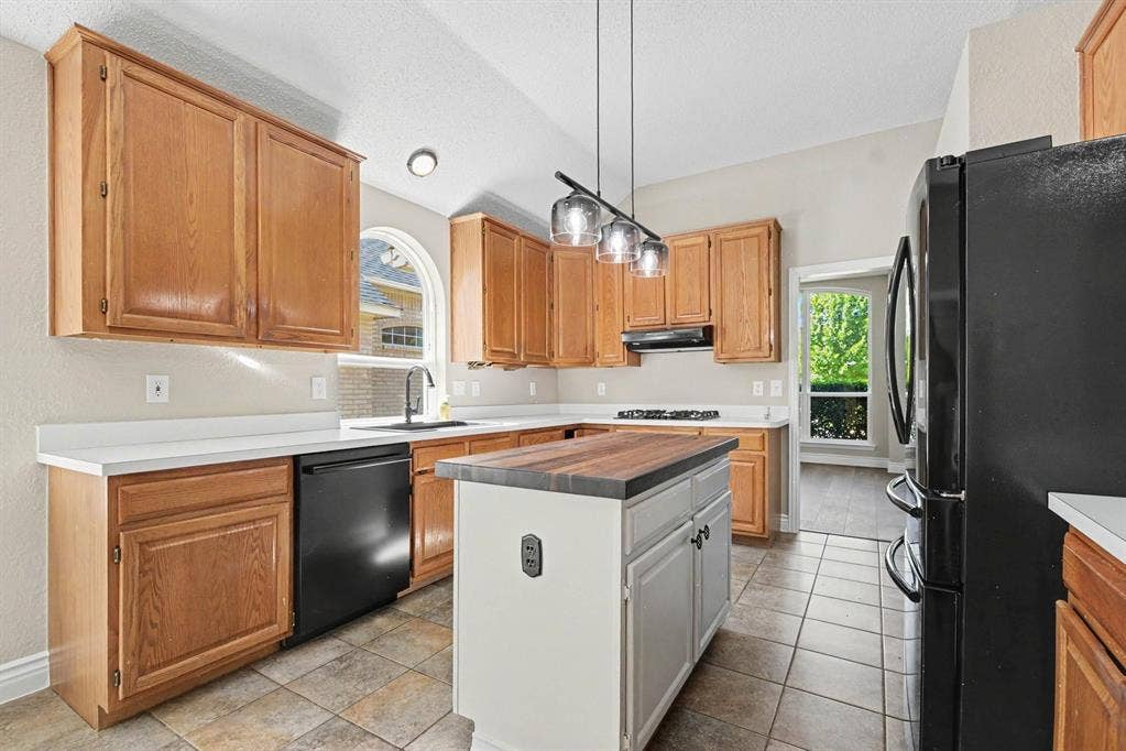 607 Grimsworth Court, Allen, TX 75002 607 Grimsworth Court, Allen, TX 75002