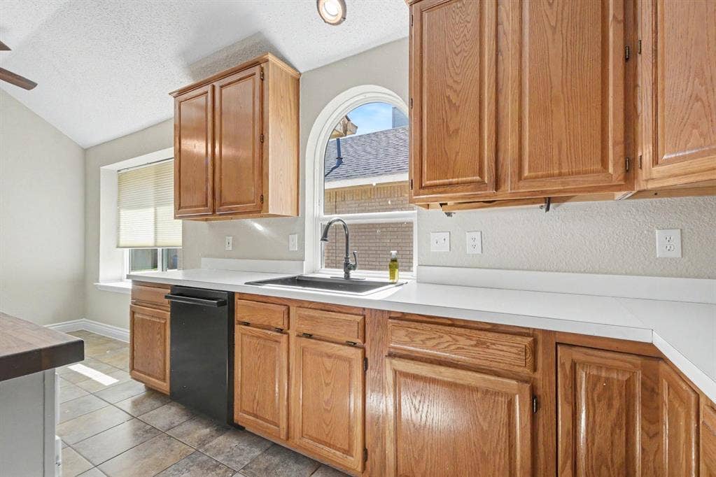 607 Grimsworth Court, Allen, TX 75002 607 Grimsworth Court, Allen, TX 75002