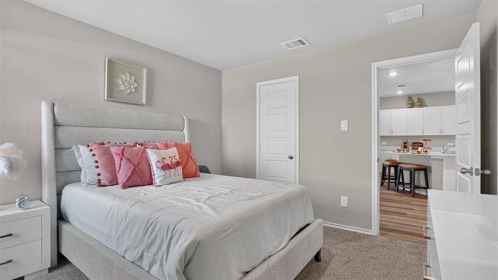 5720 DUNRAVEN Court, Keller, TX 76244
