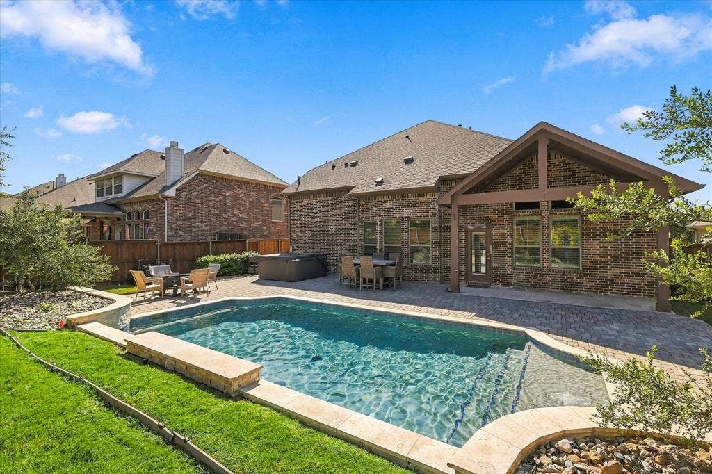 209 Blackberry Way, Denton, TX 76210