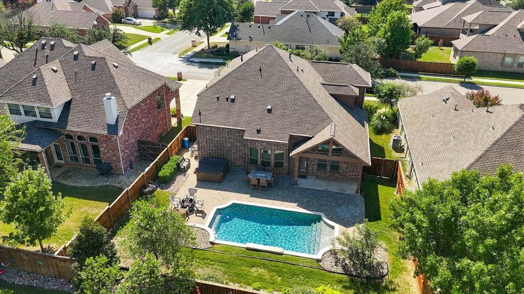 209 Blackberry Way, Denton, TX 76210