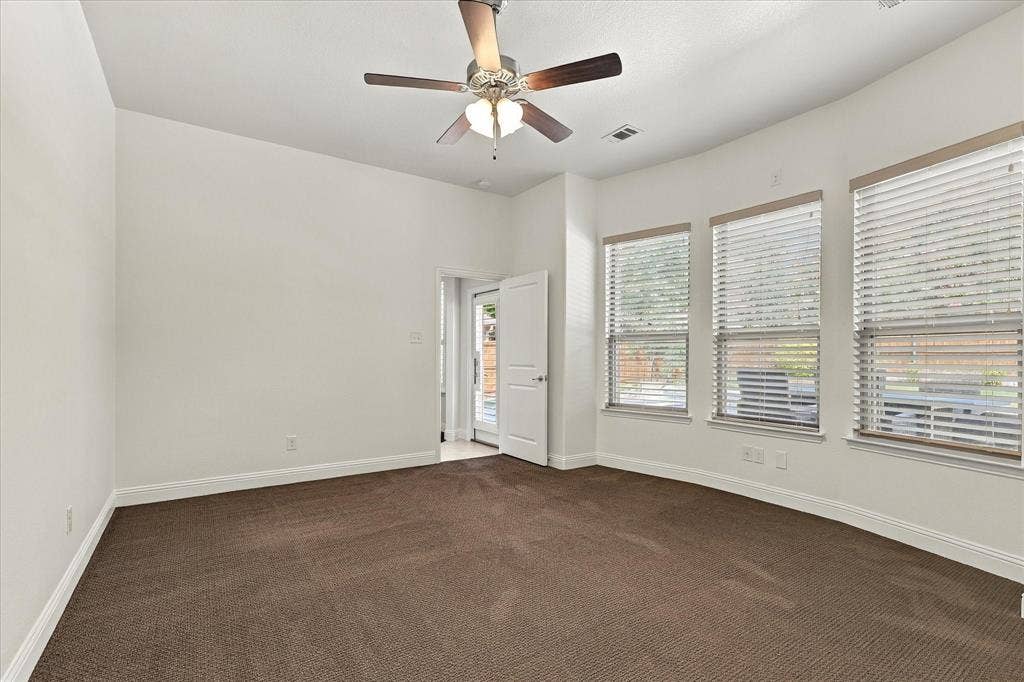 209 Blackberry Way, Denton, TX 76210