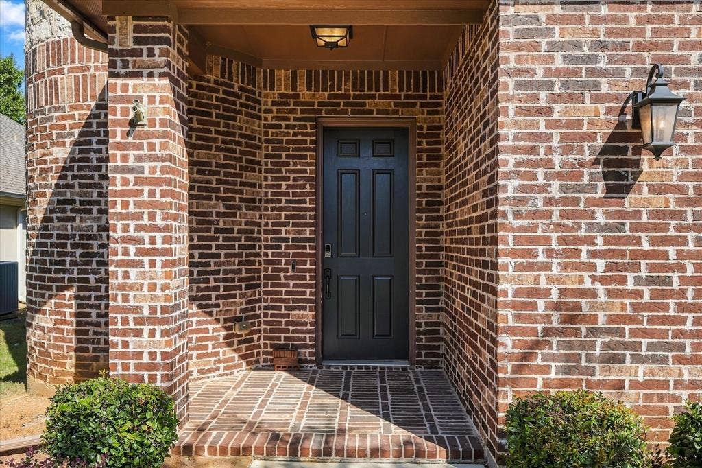 209 Blackberry Way, Denton, TX 76210